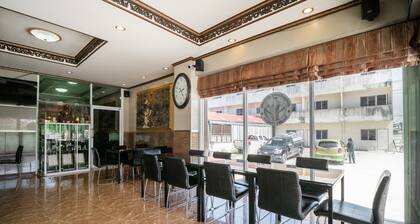 OYO 836 PK Residence