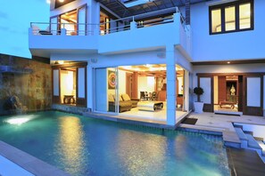 Outdoor pool - 2 Bedroom Sea View Villa Big Buddha (Koh Samui)