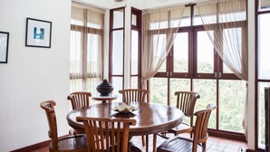Ảnh chưa phân loại, 4 trong số 25 ảnh, nút