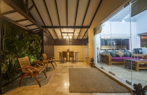 1 Bdrm Villa Damai Katak | Terrace/patio
