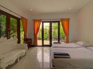 Iron/ironing board, free WiFi, bed sheets - Sayang Sanur Resort (Denpasar)