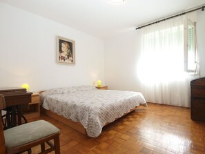 2 chambres, accès à Internet