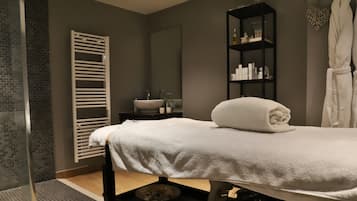 Couples treatment room(s)