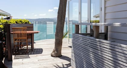 Stay over the Harbour - Beautiful Miramar Villa