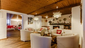 Lounge tại sảnh
