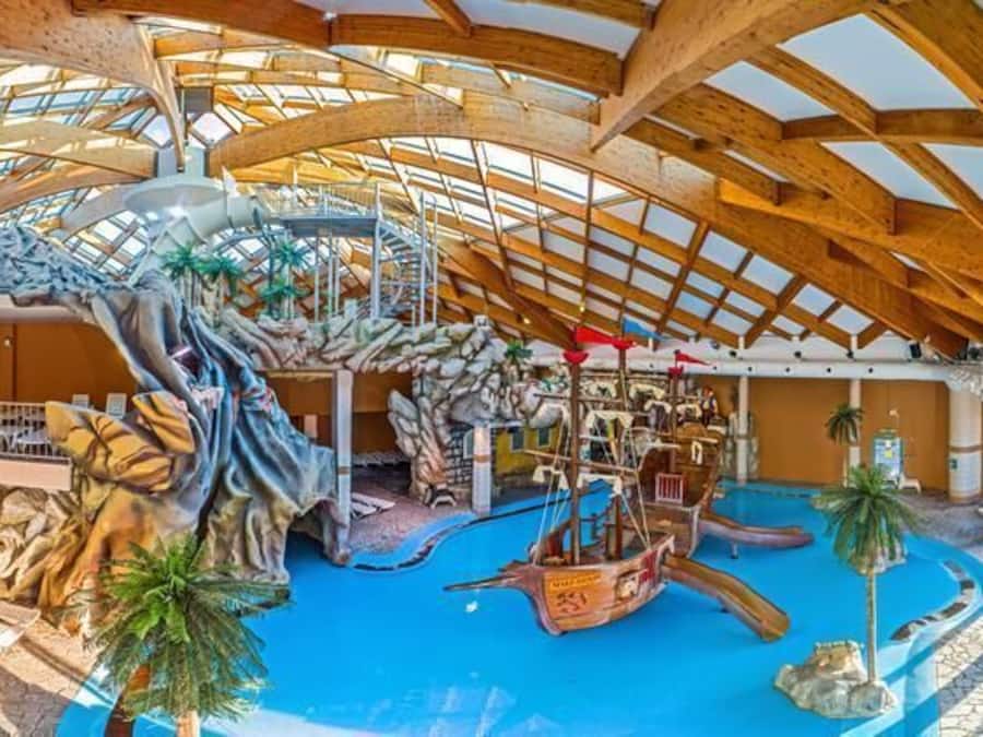 Indoor pool, seasonal outdoor pool