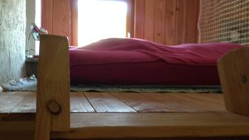 1 habitación, wifi y ropa de cama