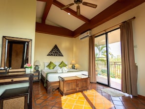 In-room safe, free WiFi - Chang Charlie Inn (Pattaya)