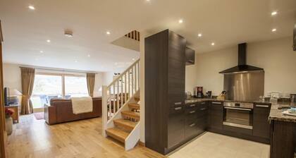 Mains of Taymouth, Kenmore ~ 5 * 12B Maxwells - peut accueillir 4 personnes dans 2 chambres