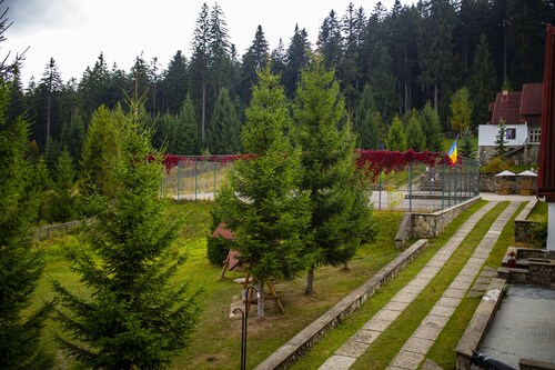 Hotel Floare de Colt Bucovina