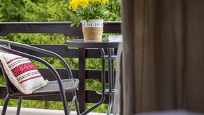 View from room - Hotel Floare de Colt Bucovina (Manastirea Humorului)