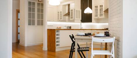 Appartement | Woonruimte | Een flatscreentelevisie