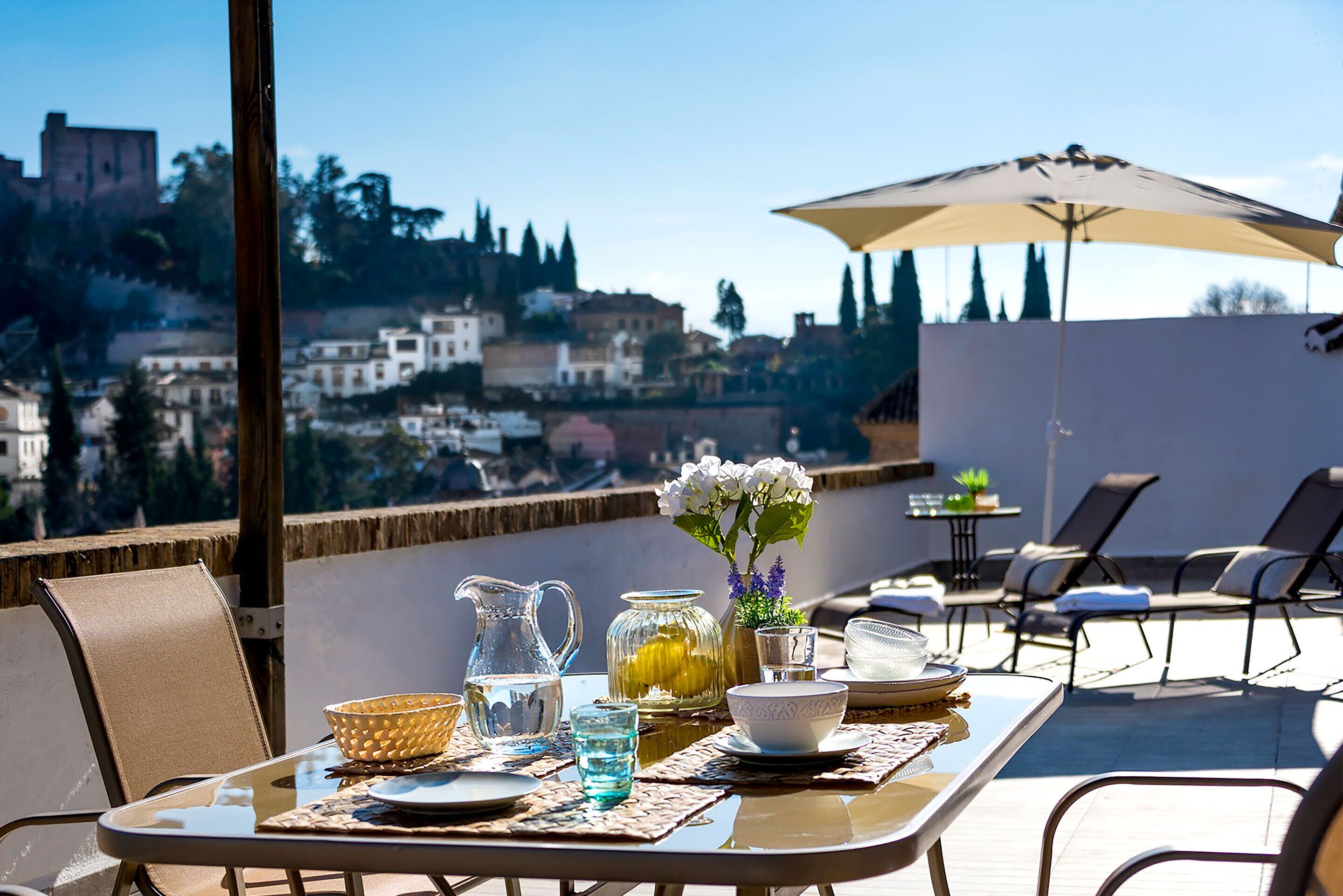 Apartment (3 Bedrooms) | Front of property