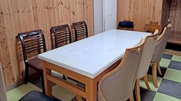 Room (Haetnim) | Wi-fi percuma, cadar katil