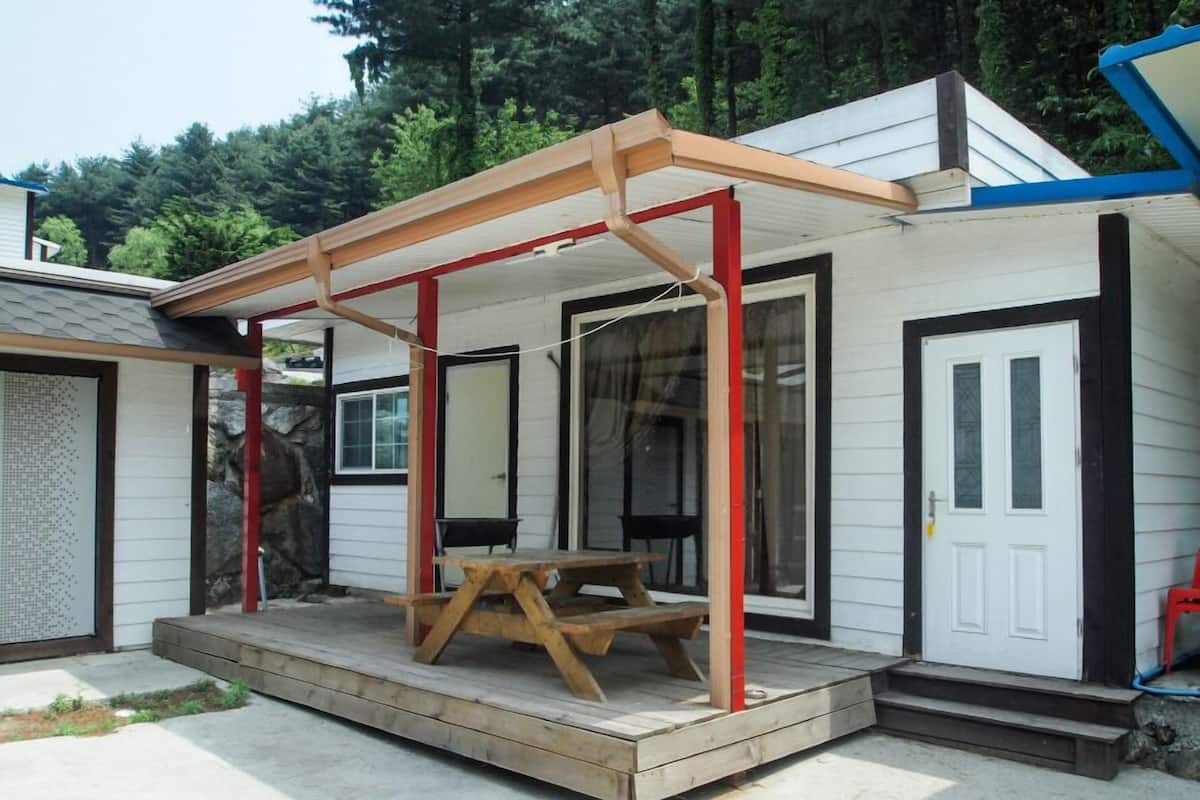 Kamar (Private103) | Wi-Fi gratis dan seprai linen