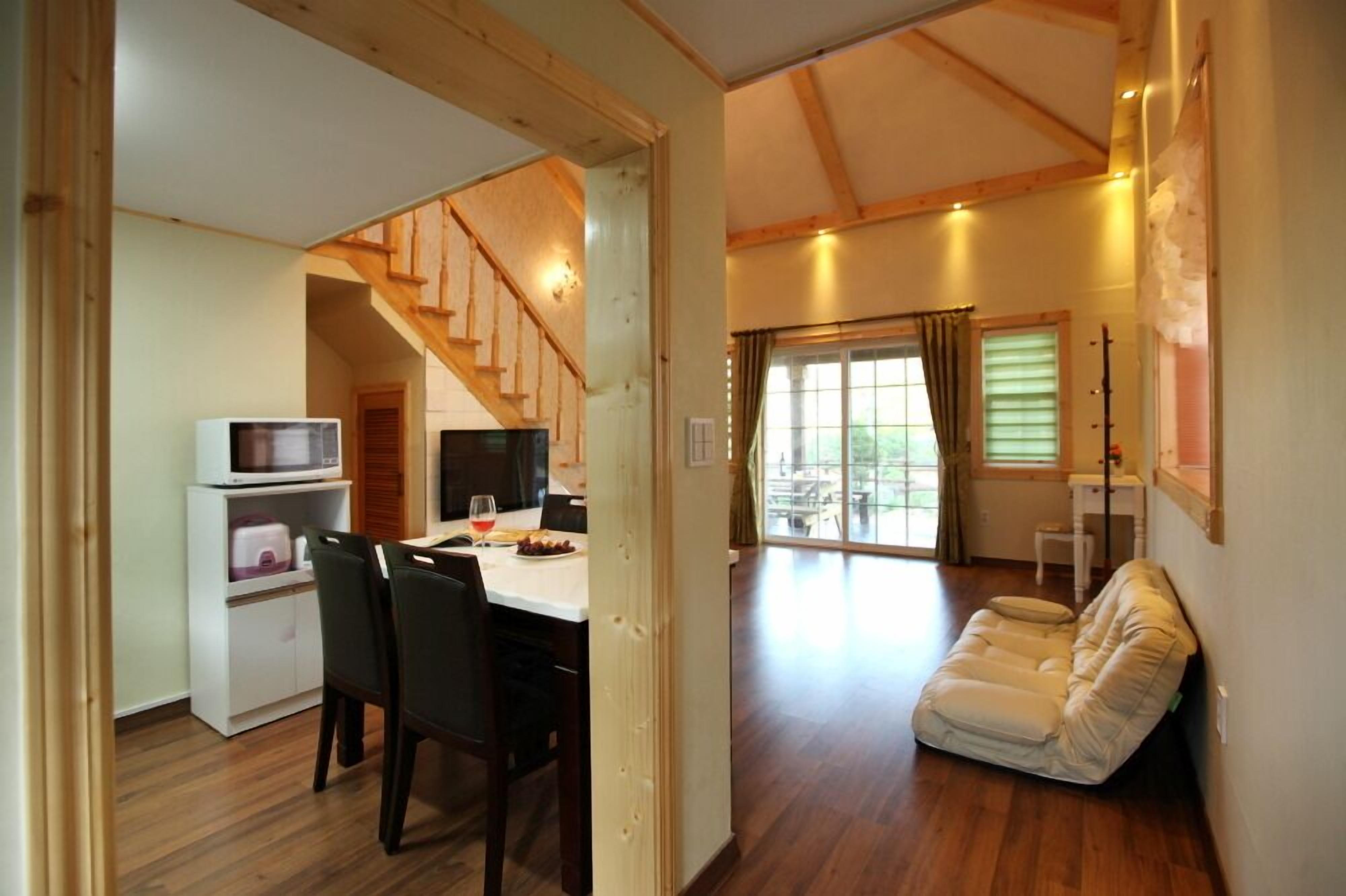 Kamar (Maple) | Wi-Fi gratis dan seprai linen