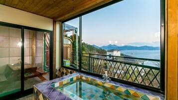 Room (Momo(Monica)) | Free WiFi, bed sheets