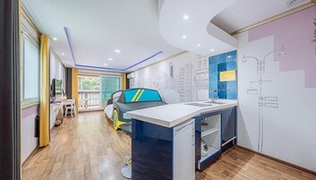 Room (Luxury) | Free WiFi, bed sheets