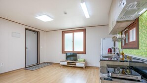 Room (Neung-i)