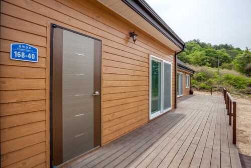 Yonghwasan Neoul Pension