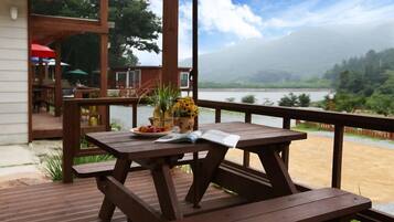 Room (Nag-jo) | Free WiFi, bed sheets