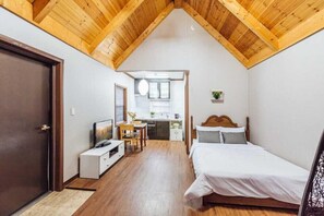 Room (Babypink) | Free WiFi