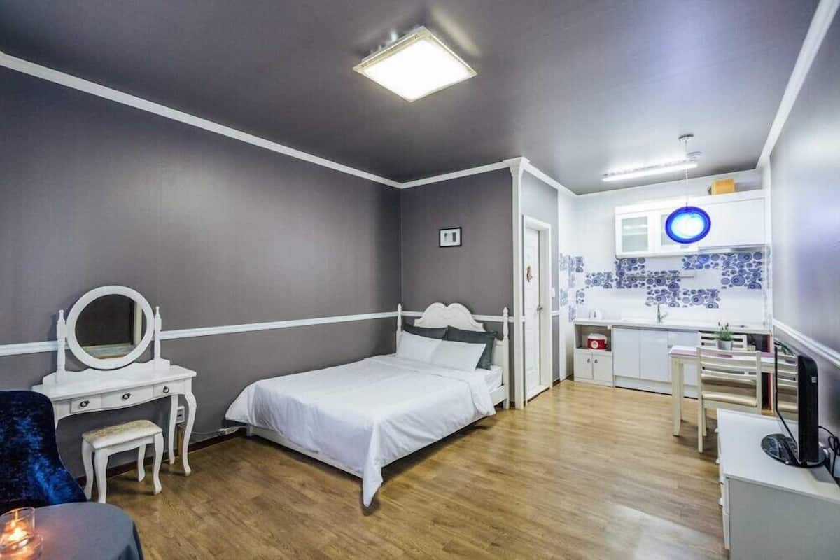 Chambre (Pearl Violet) | Accès au Wi-Fi (inclus)