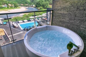 Room (301) | Free WiFi, bed sheets - Pooreum Pension (Hongcheon)