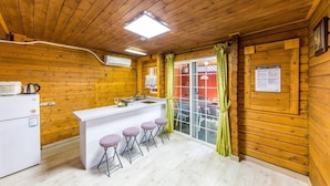 Room (Byulnimbang) | WiFi (free), bed sheets - Hamchorom Pension (Pyeongchang)