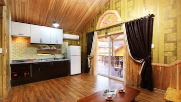 룸 (Jasmine) | 무료 WiFi, 침대 시트