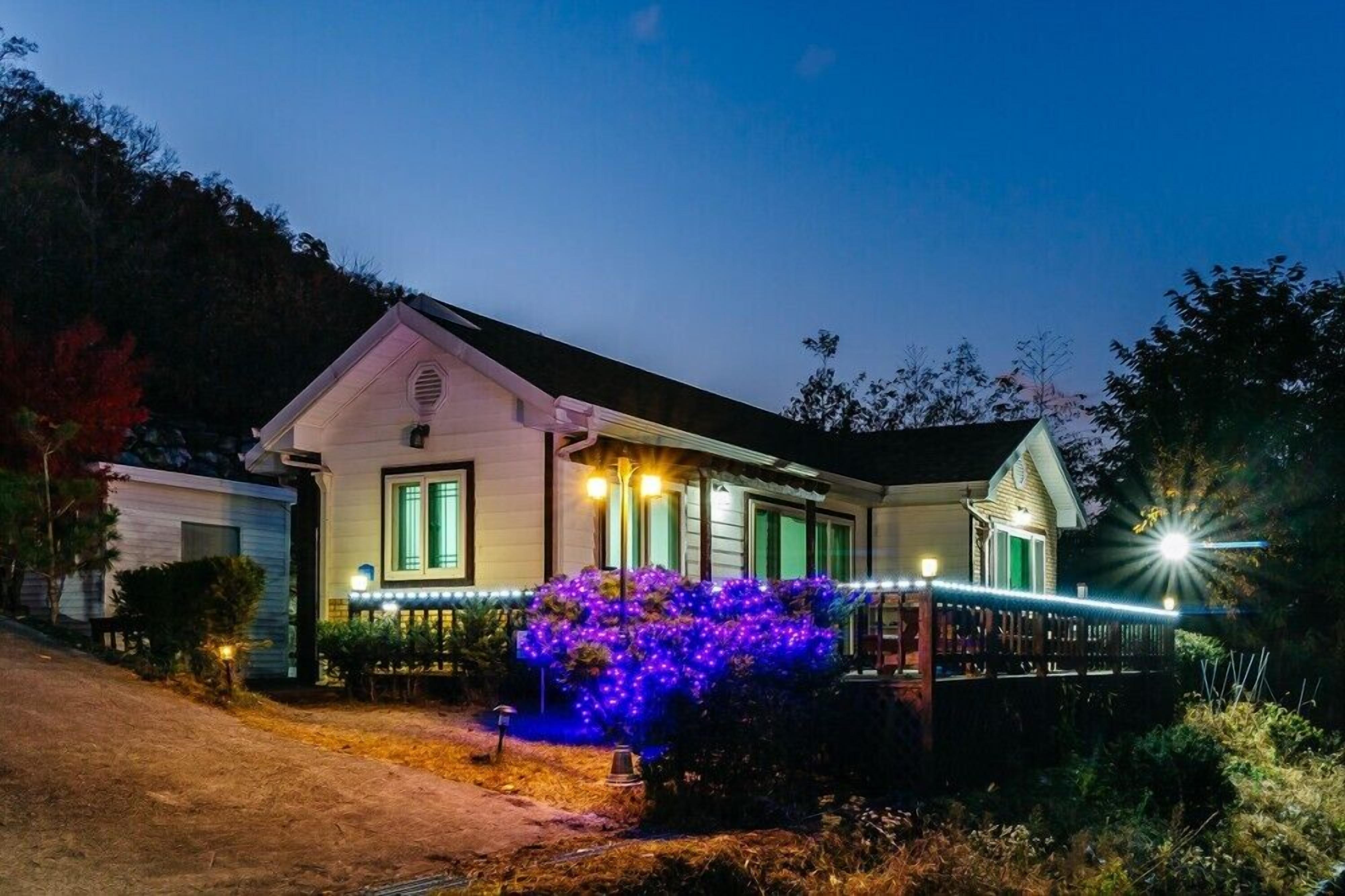 룸 (Group Family) | 무료 WiFi, 침대 시트