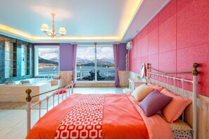 Room (Byulbit Spa) | Free WiFi, bed sheets - Hosu Ilchul Pension (Jecheon)