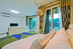 Room (Amor 103) | Free WiFi, bed sheets