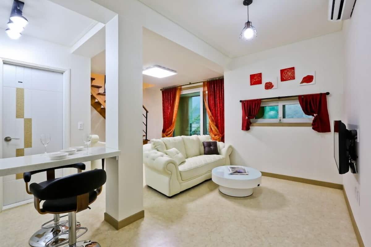 Quarto (Vincent203) | Wi-Fi de cortesia, roupa de cama