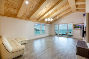 Free WiFi, bed sheets - Dream Pension (Yeongdeok)