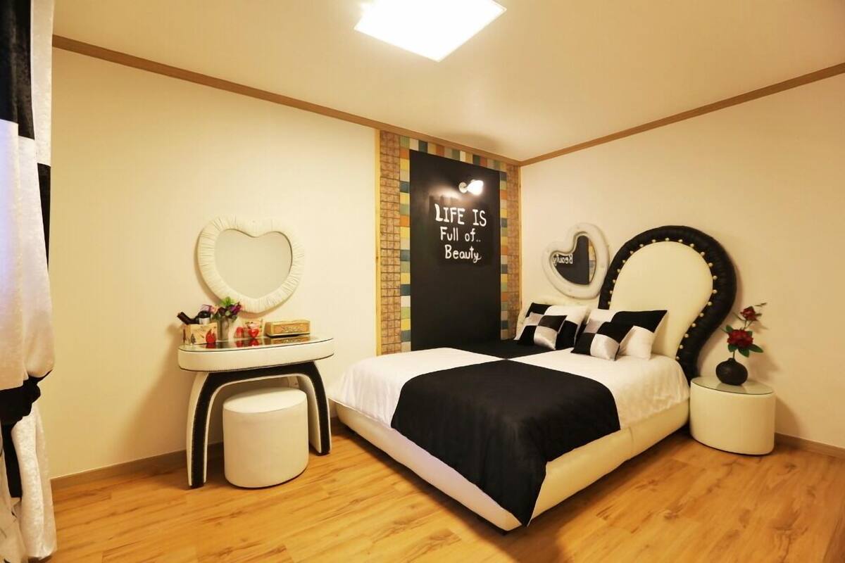 Kamer (Chanel(Private)) | Gratis wifi, beddengoed