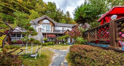 Ravie Pension