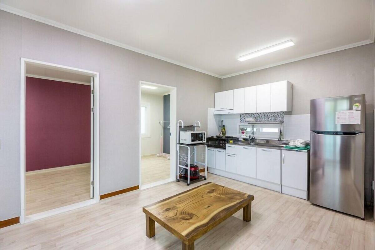 Room (Private) | Free WiFi, bed sheets