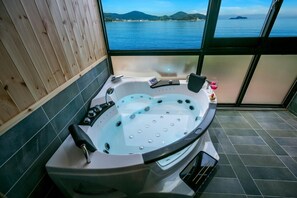 Habitación (Geumhwa301(Jetspa)) | Wifi gratis y ropa de cama
