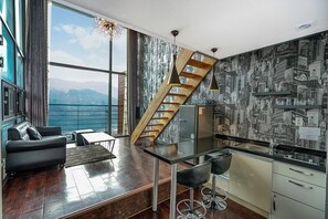 Room (VIP) | Free WiFi, bed sheets - M&M Pension (Gapyeong)