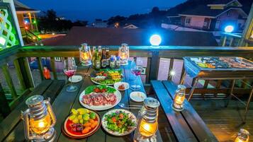 Room (204) | Free WiFi, bed sheets