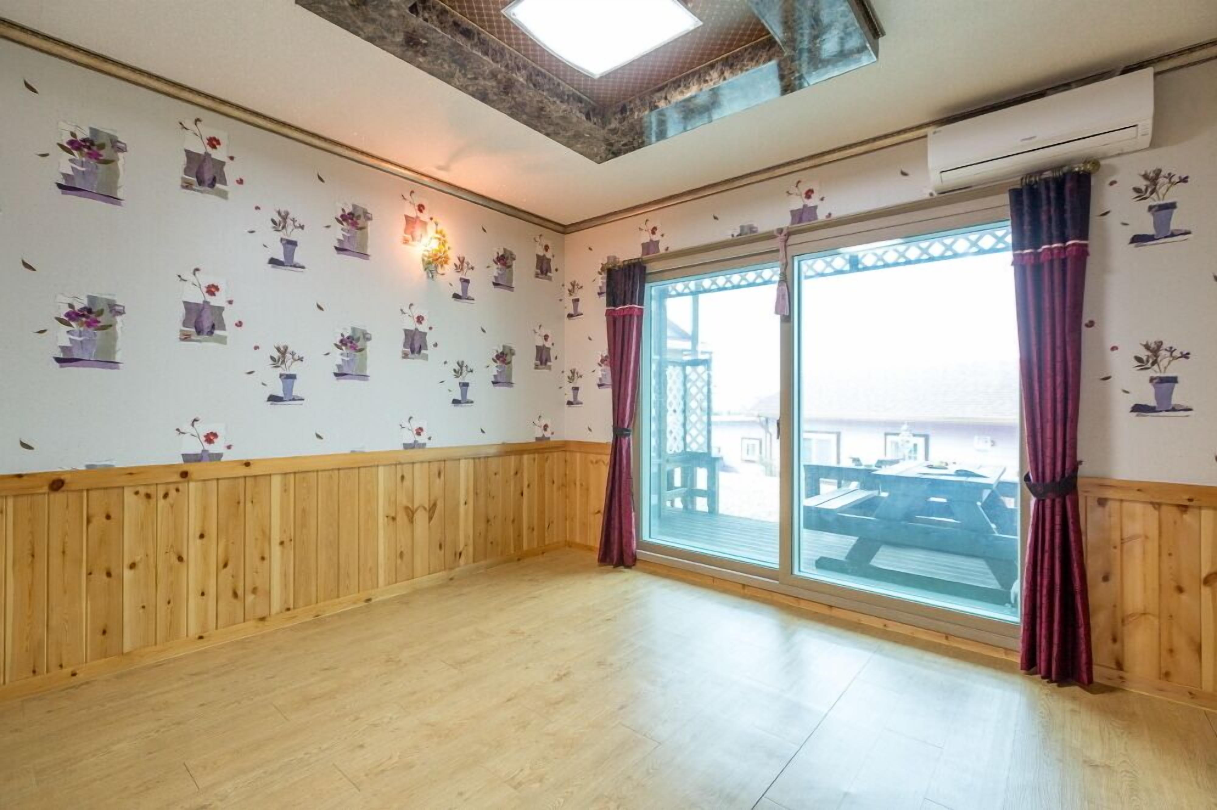 룸 (103) | 무료 WiFi, 침대 시트