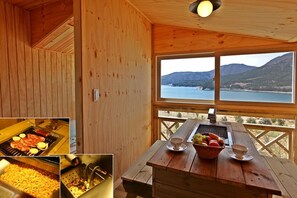 Kamar (Jjokbit/couple) | Wi-Fi gratis dan seprai linen