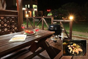 Room (Ssiat) | Free WiFi, bed sheets - Apple farm stay (Gapyeong)