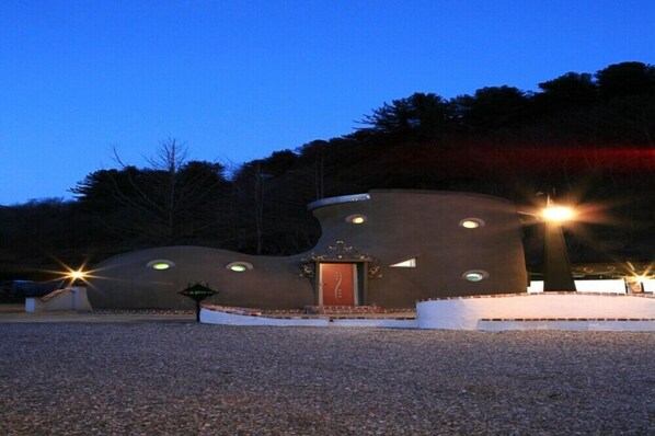 Room (Jjageulchajaseo) | Free WiFi, bed sheets - Apple farm stay (Gapyeong)