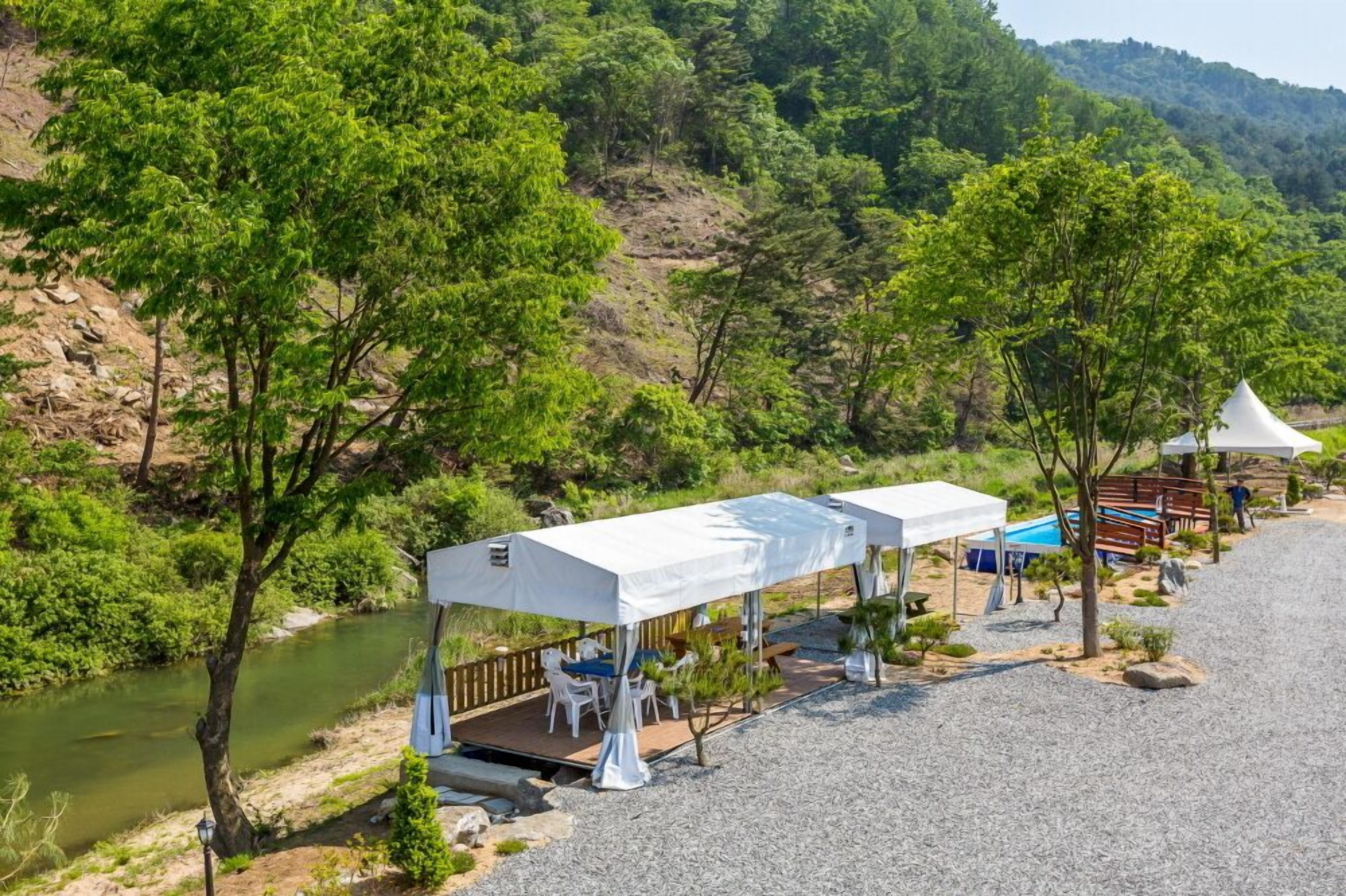 Room (YulJeong) | Free WiFi, bed sheets