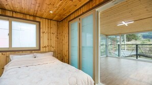 Room (Dalbit) - Chukryeong Mt view pension (Gapyeong)