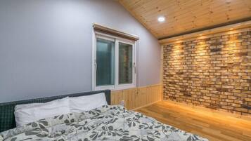 Room (Royal1) | Free WiFi, bed sheets