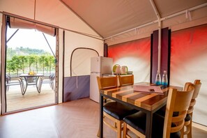 免費 Wi-Fi、床單