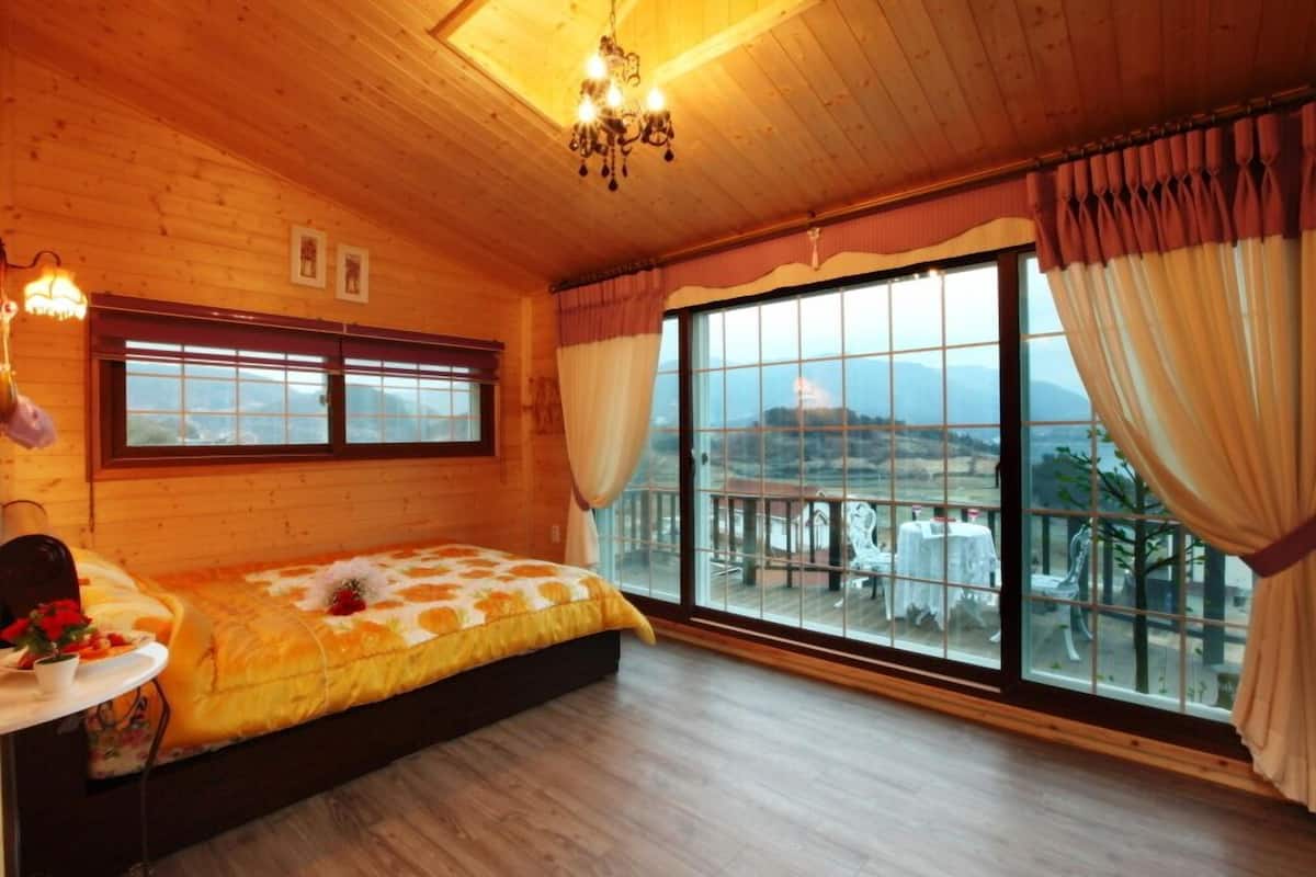 Room (Sky)